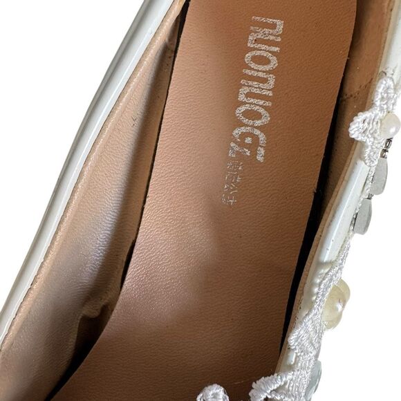Embellished Embroidery Lace Bridal Heels Size 39 - Picture 9 of 10